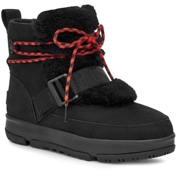 NIB Ugg Classic Weather Hiker Boots - Sz 6.5 - Picture 1 of 12